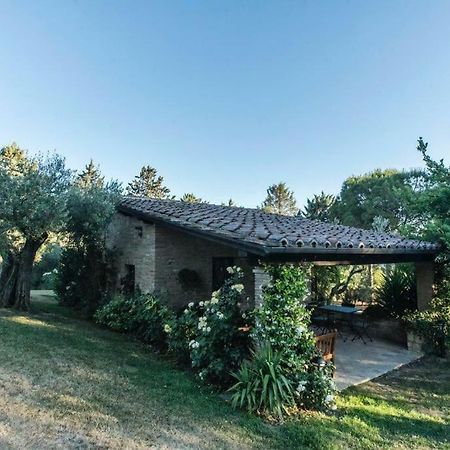 Dimora Borgogni: Country House Perugia Exterior photo